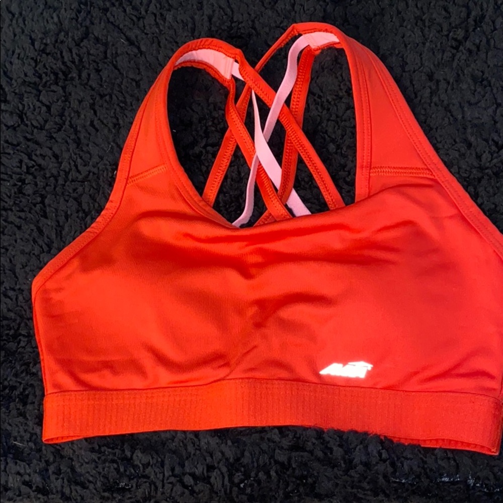 Sports bra